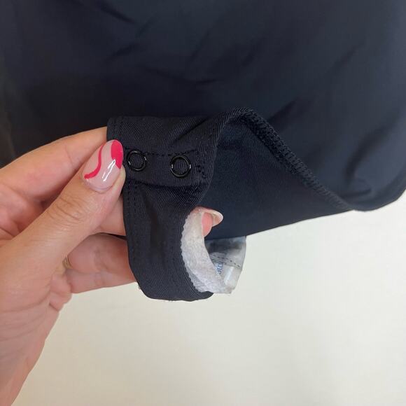 Camila Coelho Bodysuit Womens SMALL Black Draped Off Shoulder Elegant Chic NEW - Picture 5 of 7